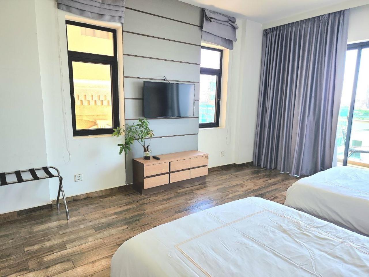 Chilchill Hotel Riverside Пном Пен Екстериор снимка
